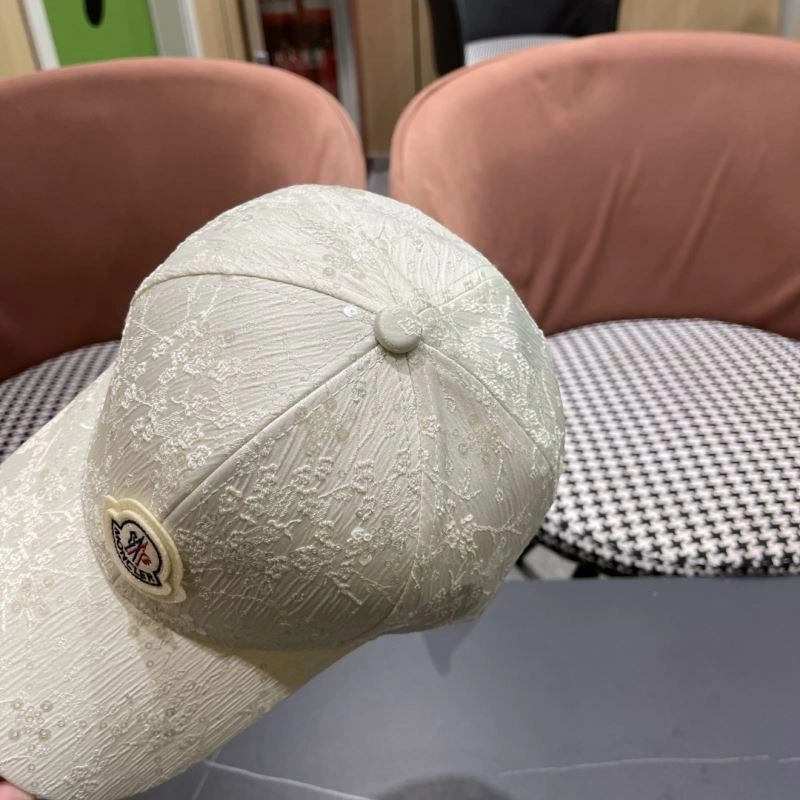 Moncler Caps Lightweight 257397