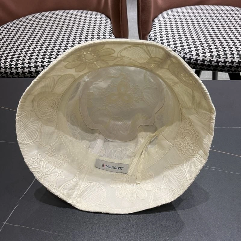 Sporty Moncler Caps 257391