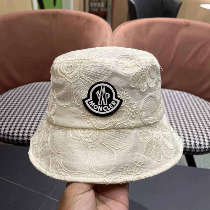 Sporty Moncler Caps 257391