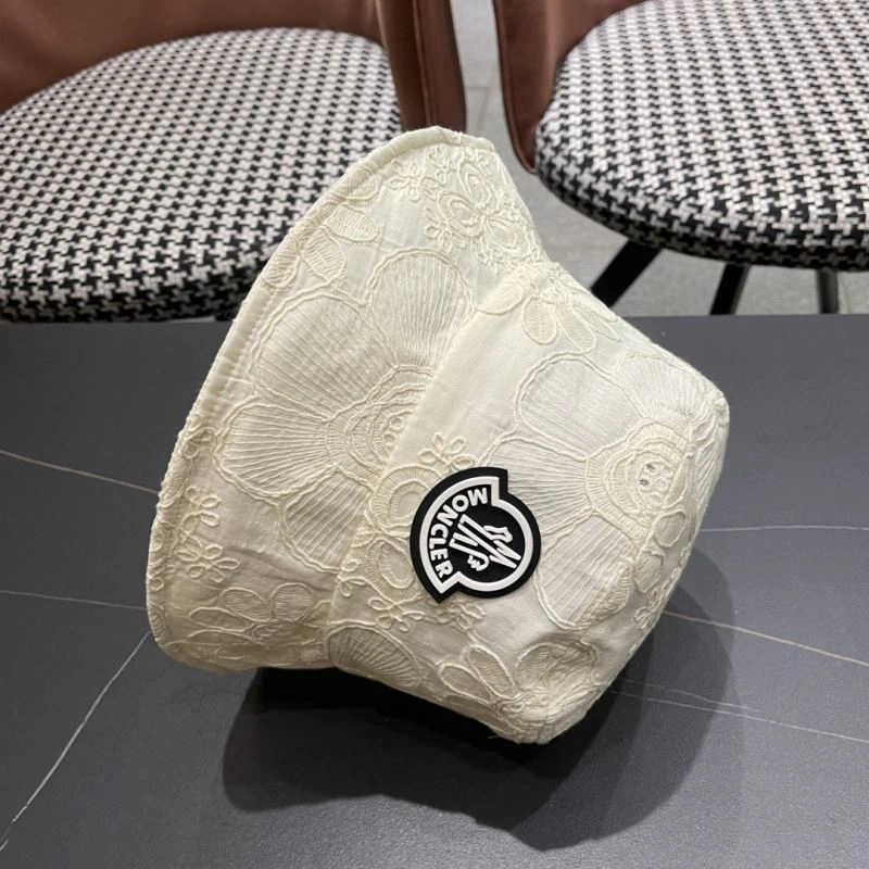 Sporty Moncler Caps 257391