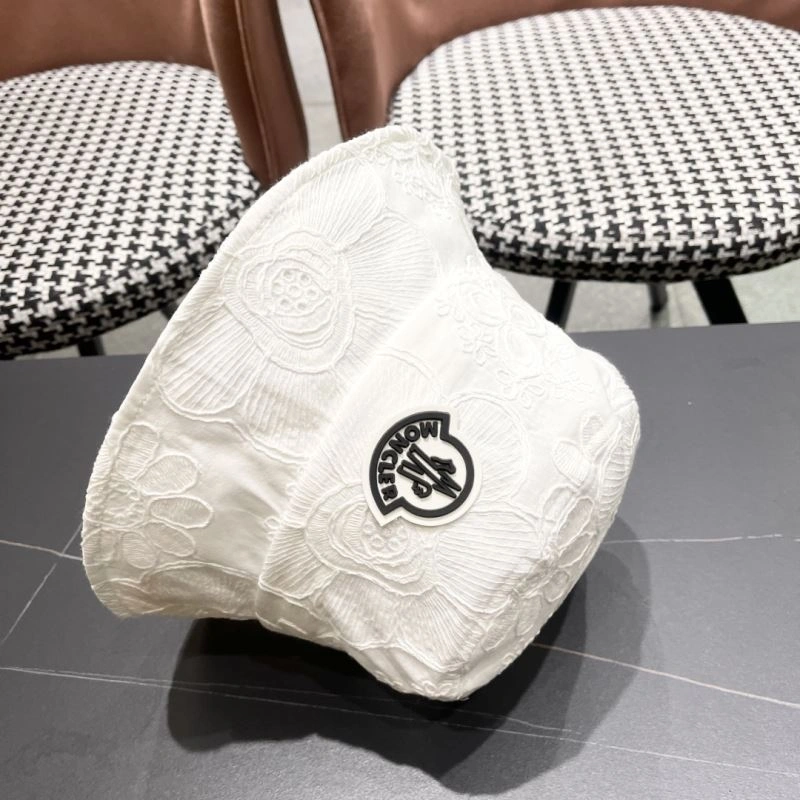 Moncler Caps Neat 257393