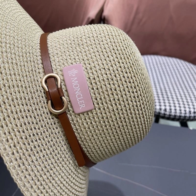 Moncler Caps Practical 257395