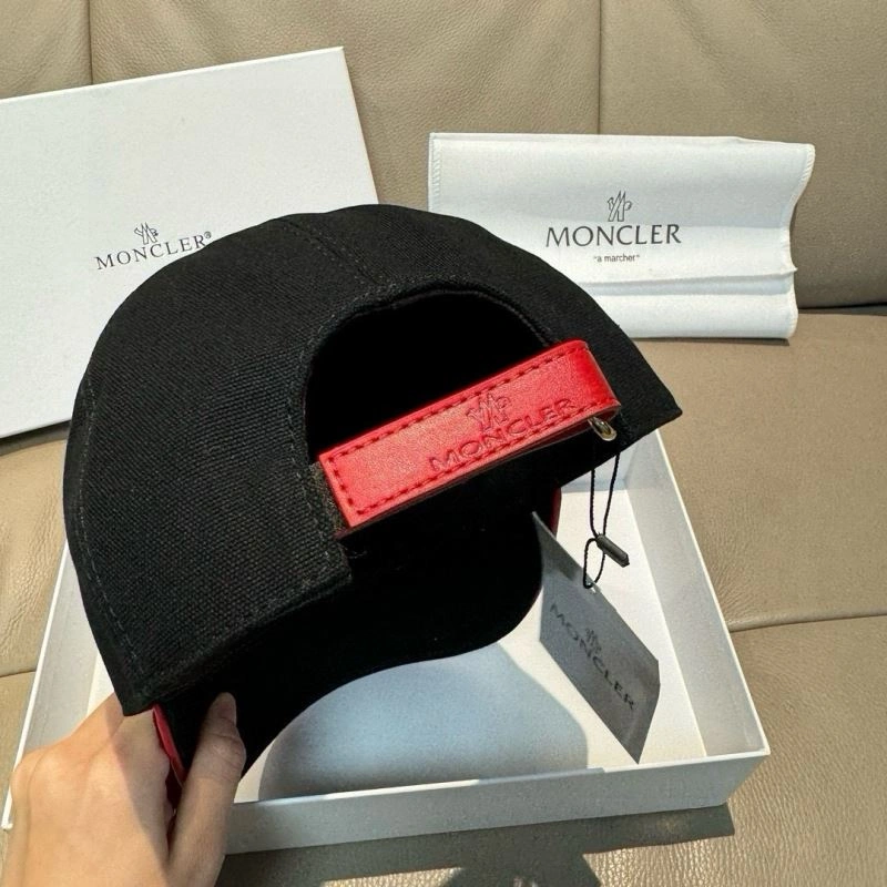 Effortless Moncler Caps 257389