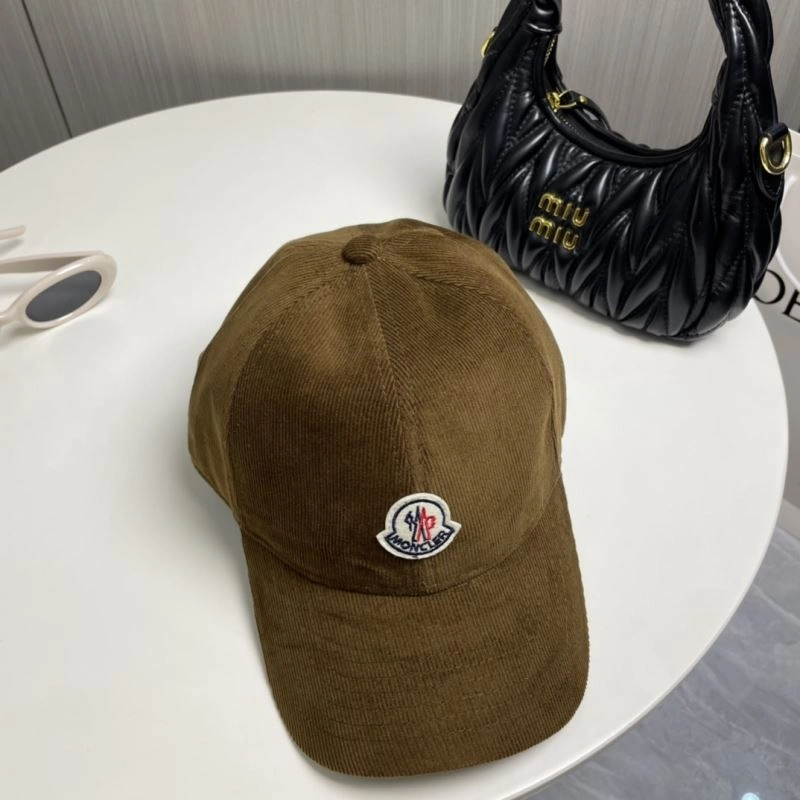 Moncler Caps Stretchable 257383