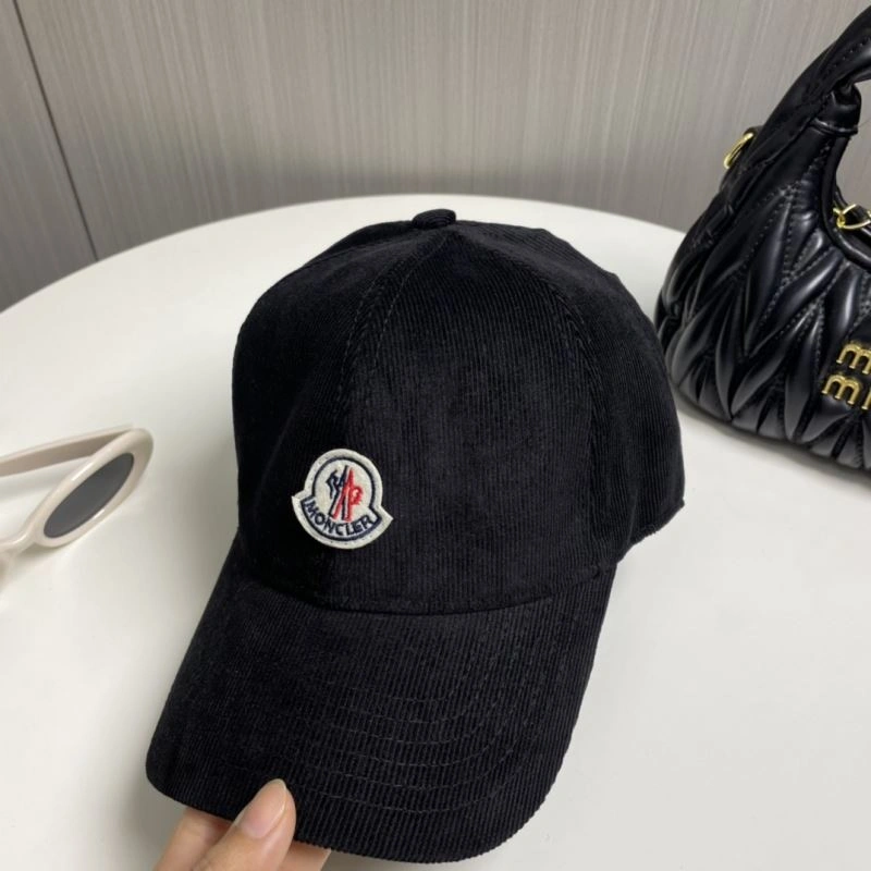 Moncler Caps Durable 257387