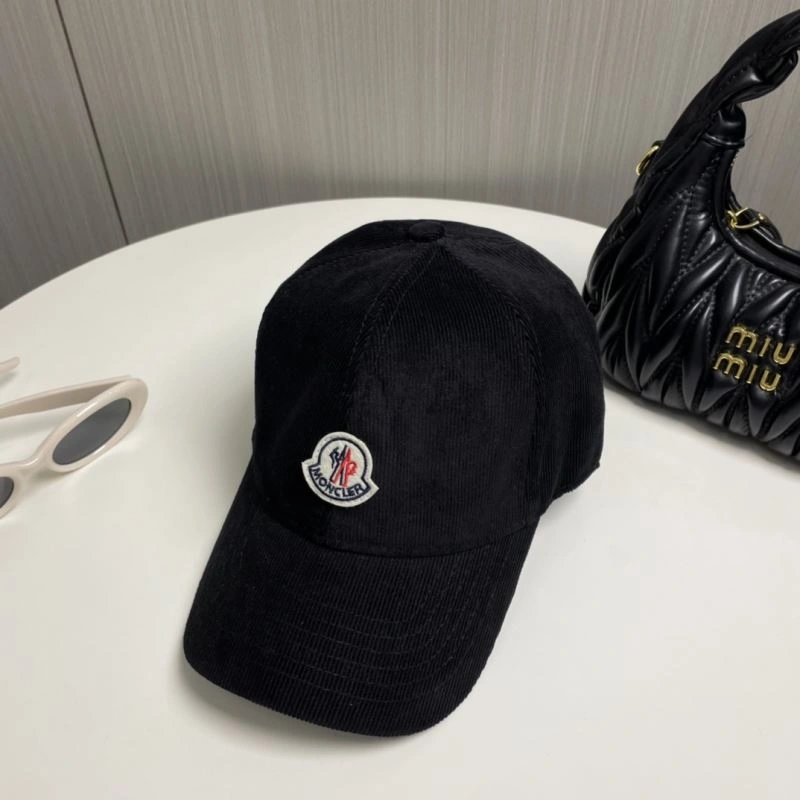 Moncler Caps Durable 257387