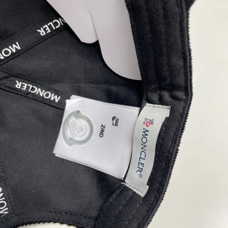 Moncler Caps Durable 257387