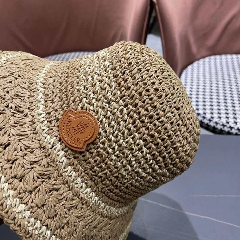Moncler Caps Sophisticated 257374