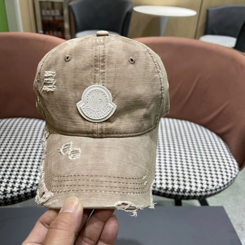 Moncler Caps Refined 257345