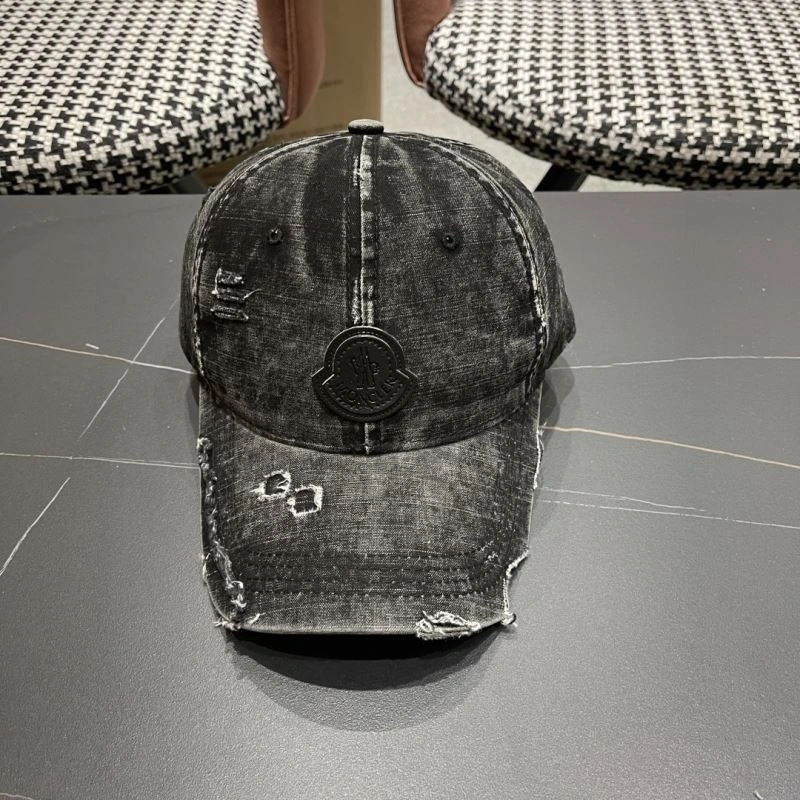 Moncler Caps Lightweight 257349