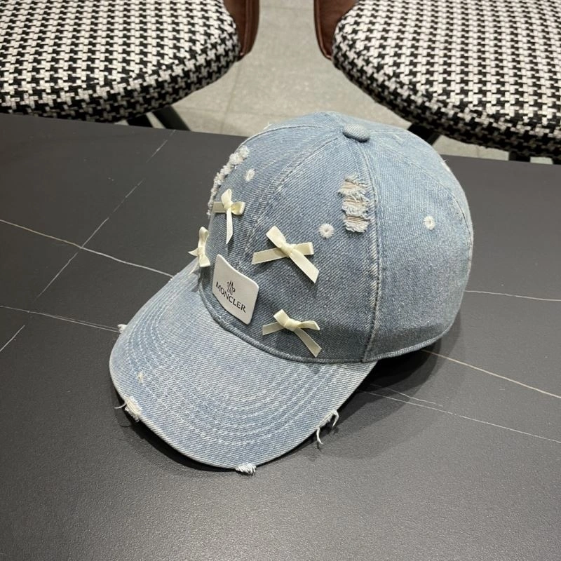 Versatile Moncler Caps 257372