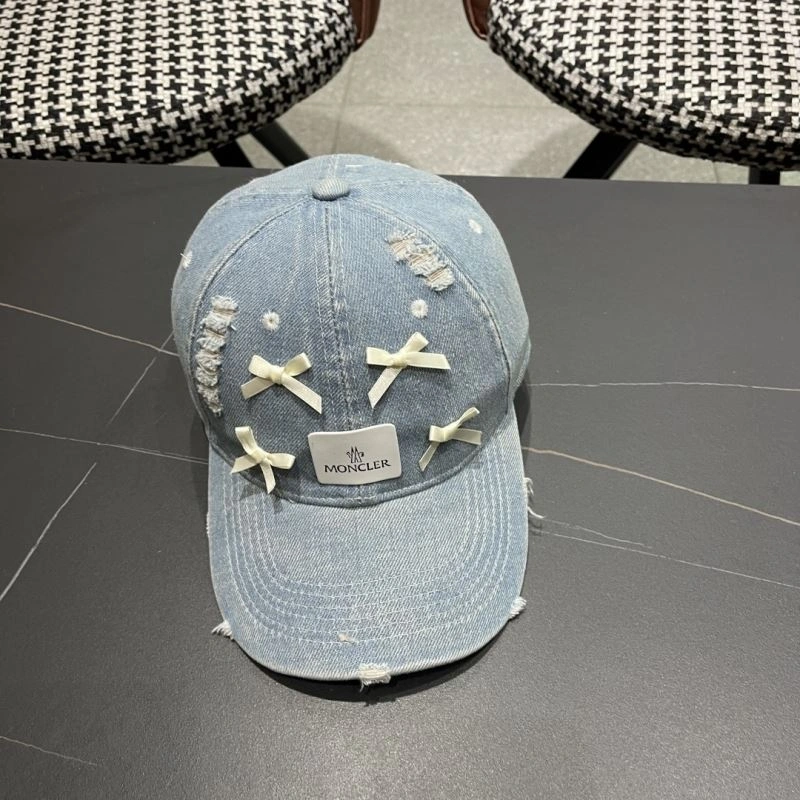 Versatile Moncler Caps 257372