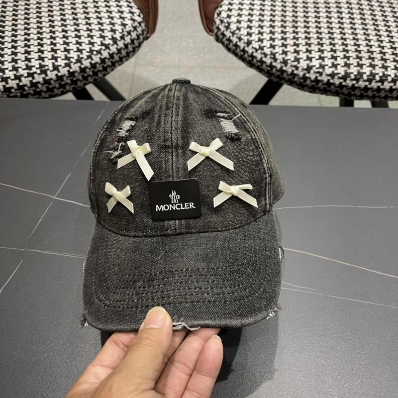 Moncler Caps ZipUp 257347