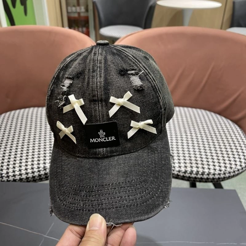 Moncler Caps ZipUp 257347