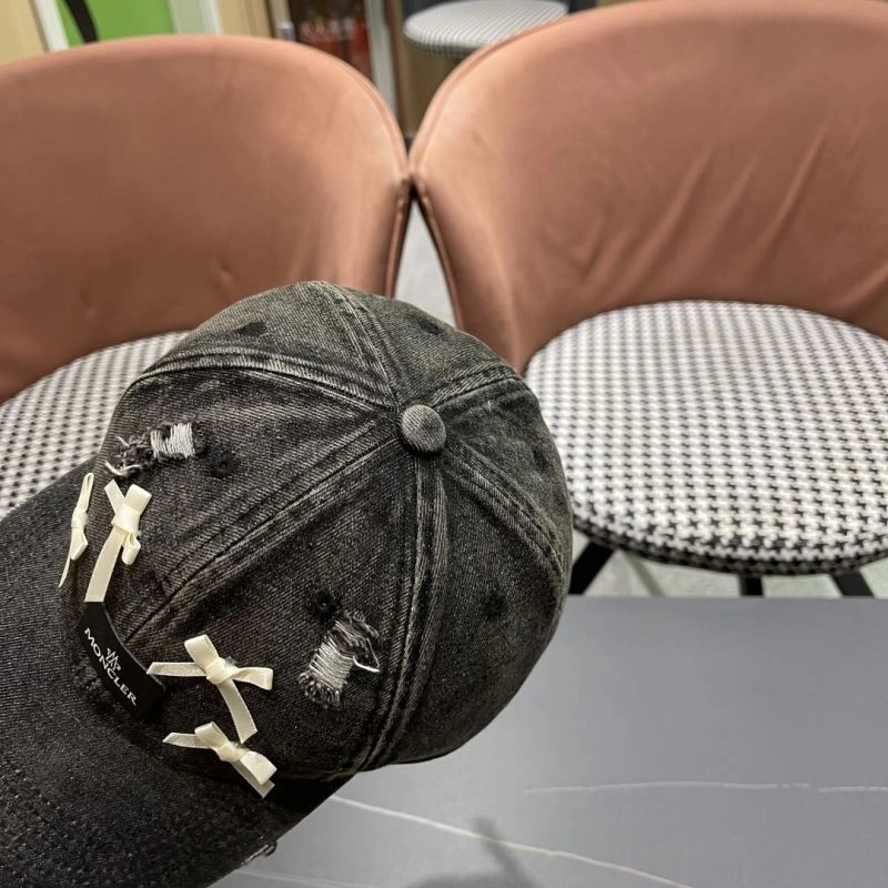 Moncler Caps ZipUp 257347