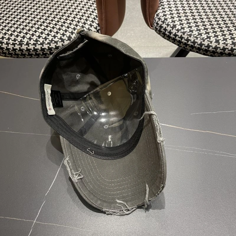 Moncler Caps EasyCare 257357