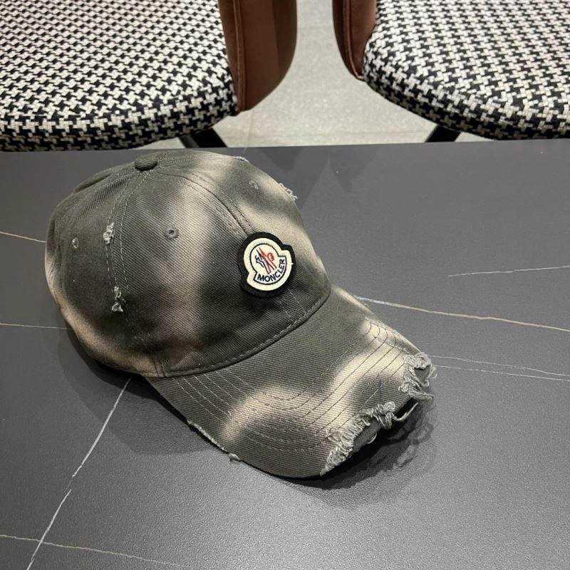 Moncler Caps EasyCare 257357