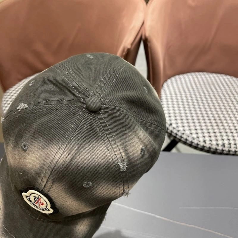 Moncler Caps EasyCare 257357