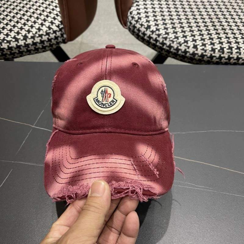 Moncler Caps Comfortable 257353