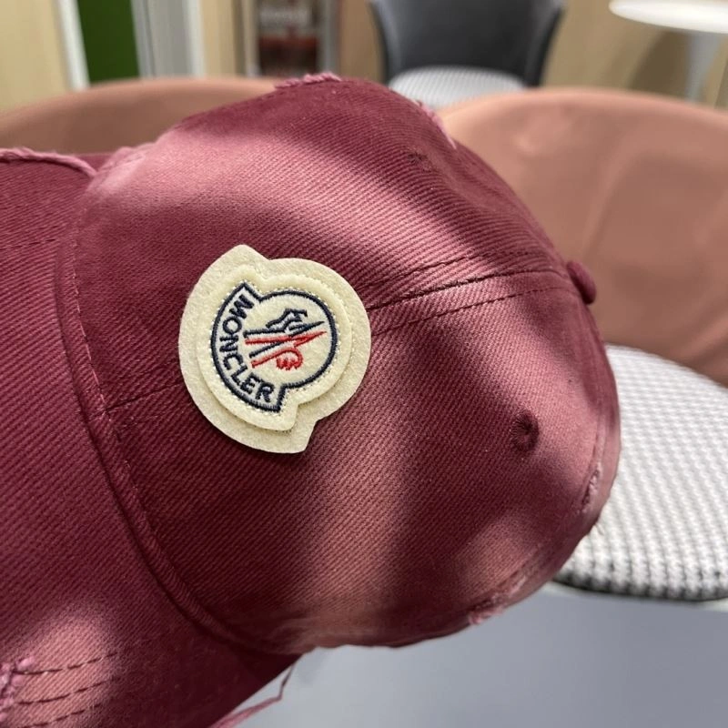 Moncler Caps Comfortable 257353