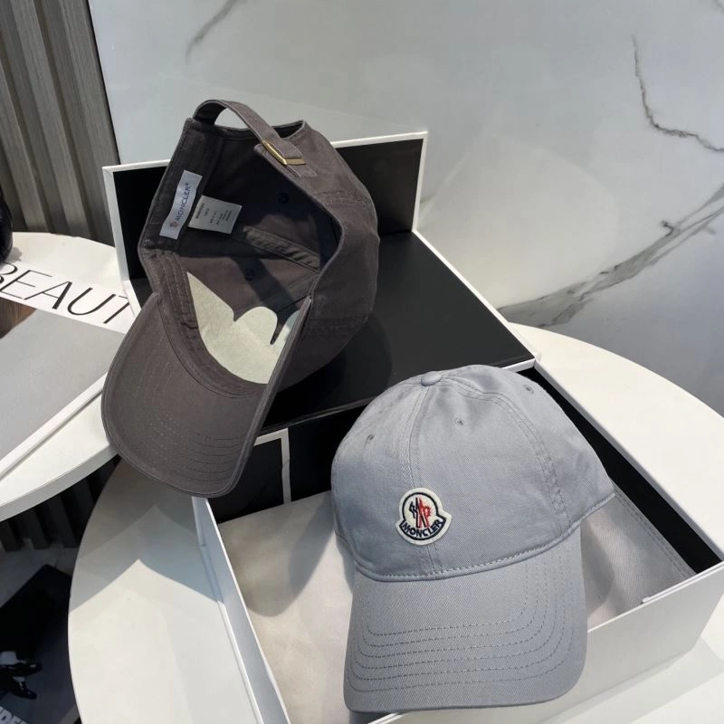 Flexible Moncler Caps 257339