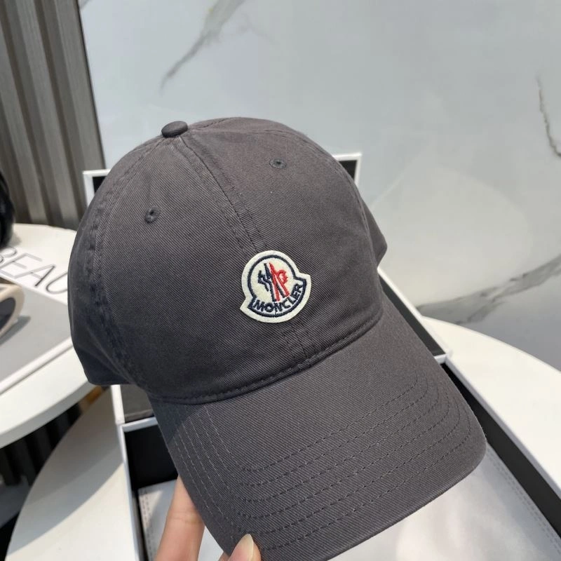 Flexible Moncler Caps 257339