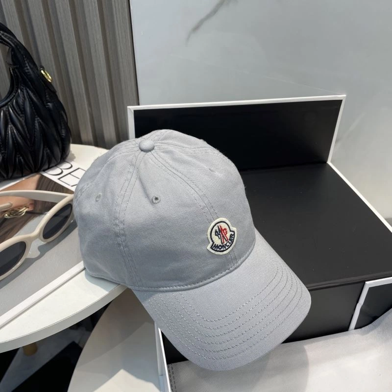 Flexible Moncler Caps 257339