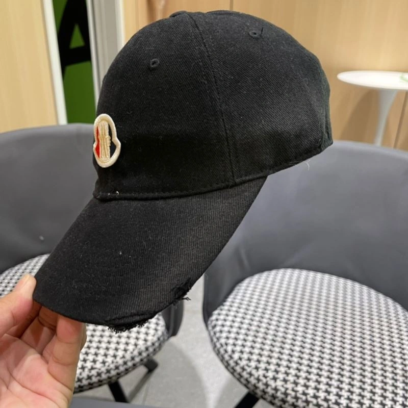 Moncler Caps Neat 257336