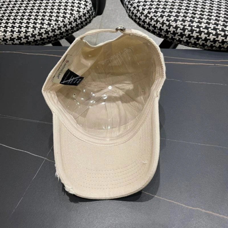 Moncler Caps Colorful 257333