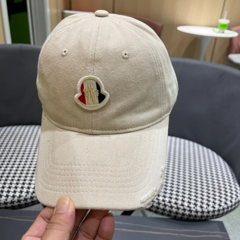 Moncler Caps Colorful 257333