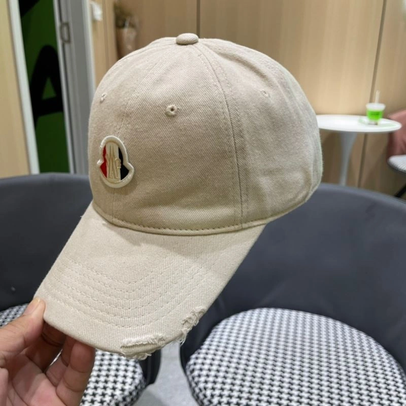 Moncler Caps Colorful 257333