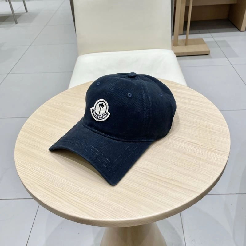 Moncler Caps Sophisticated 257331