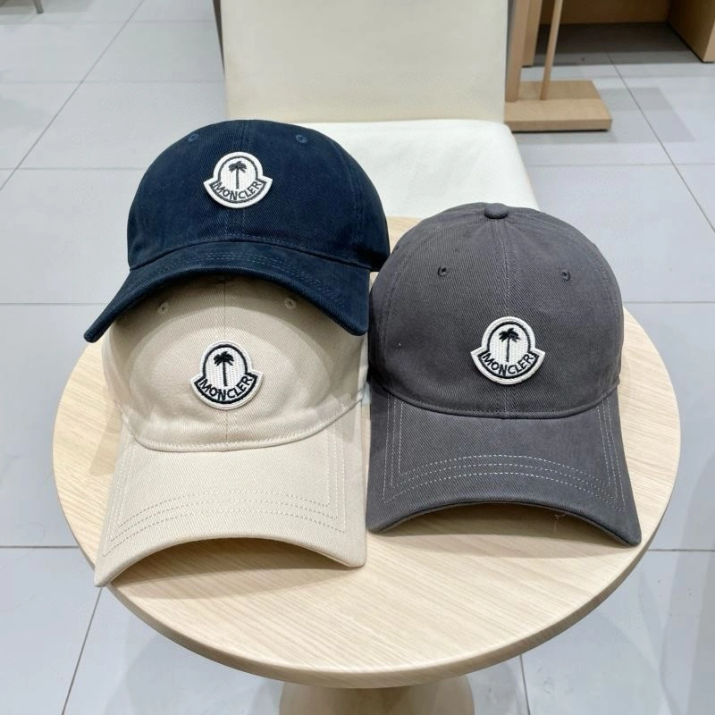 Moncler Caps Sophisticated 257331
