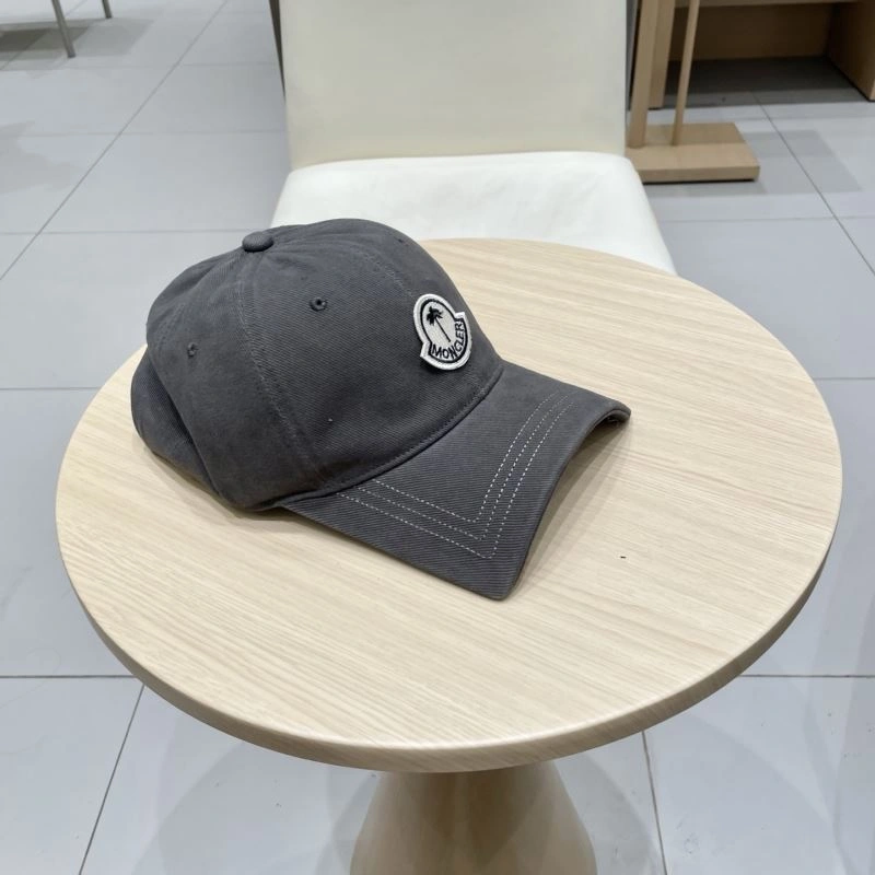 Trendsetting Moncler Caps 257330