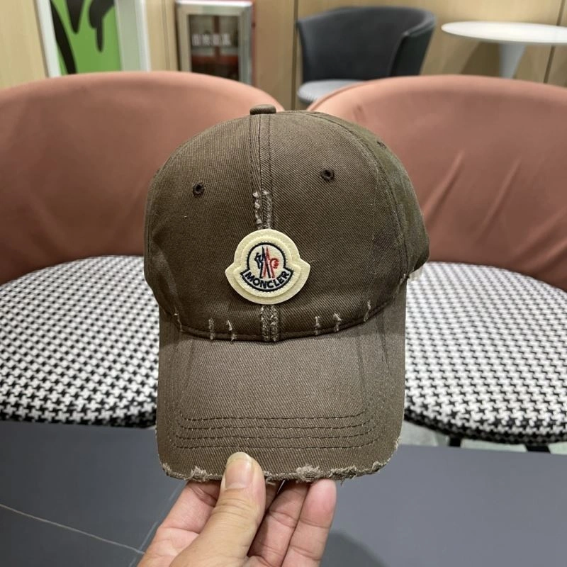 ZipUp Moncler Caps 261670