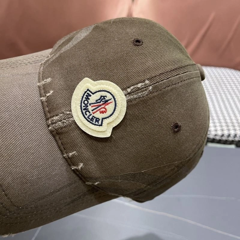 ZipUp Moncler Caps 261670