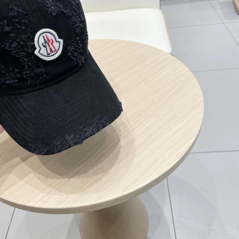 TechFriendly Moncler Caps 261652