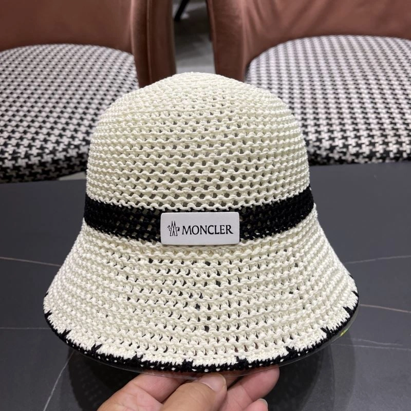 Moncler Caps Durable 261642