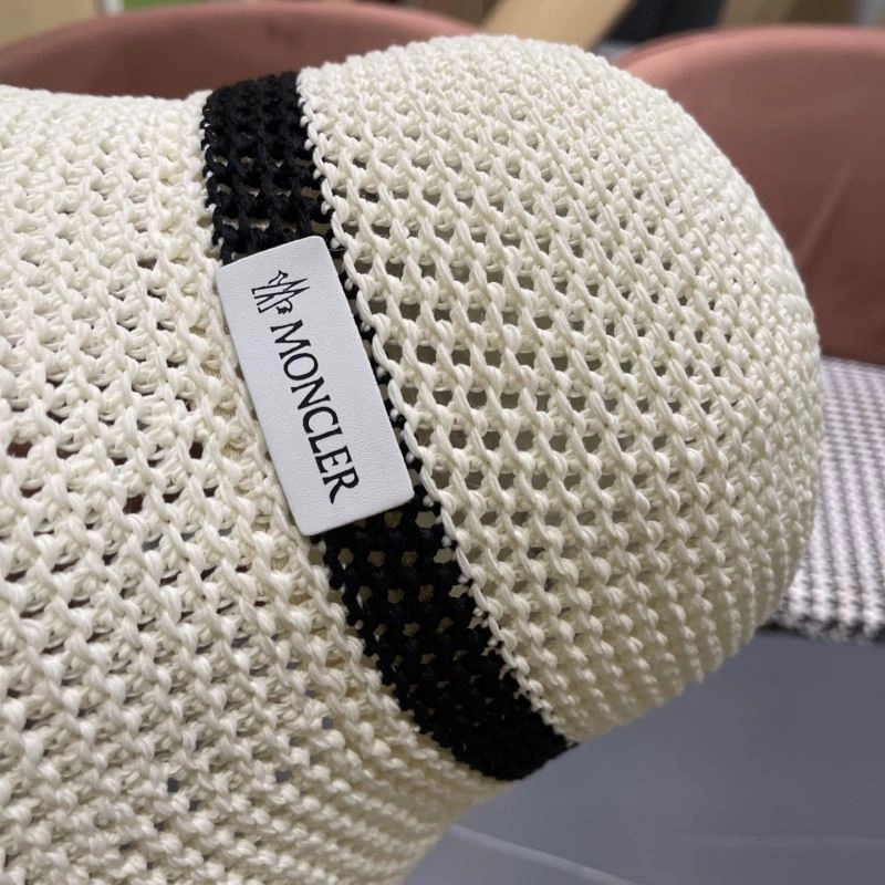 Moncler Caps Durable 261642