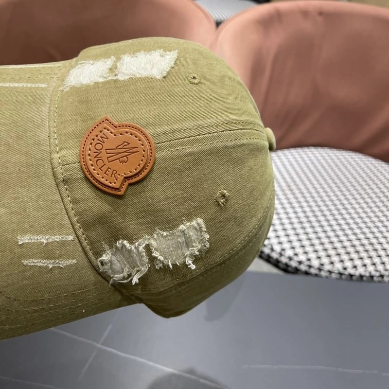 Moncler Caps Bright 261629