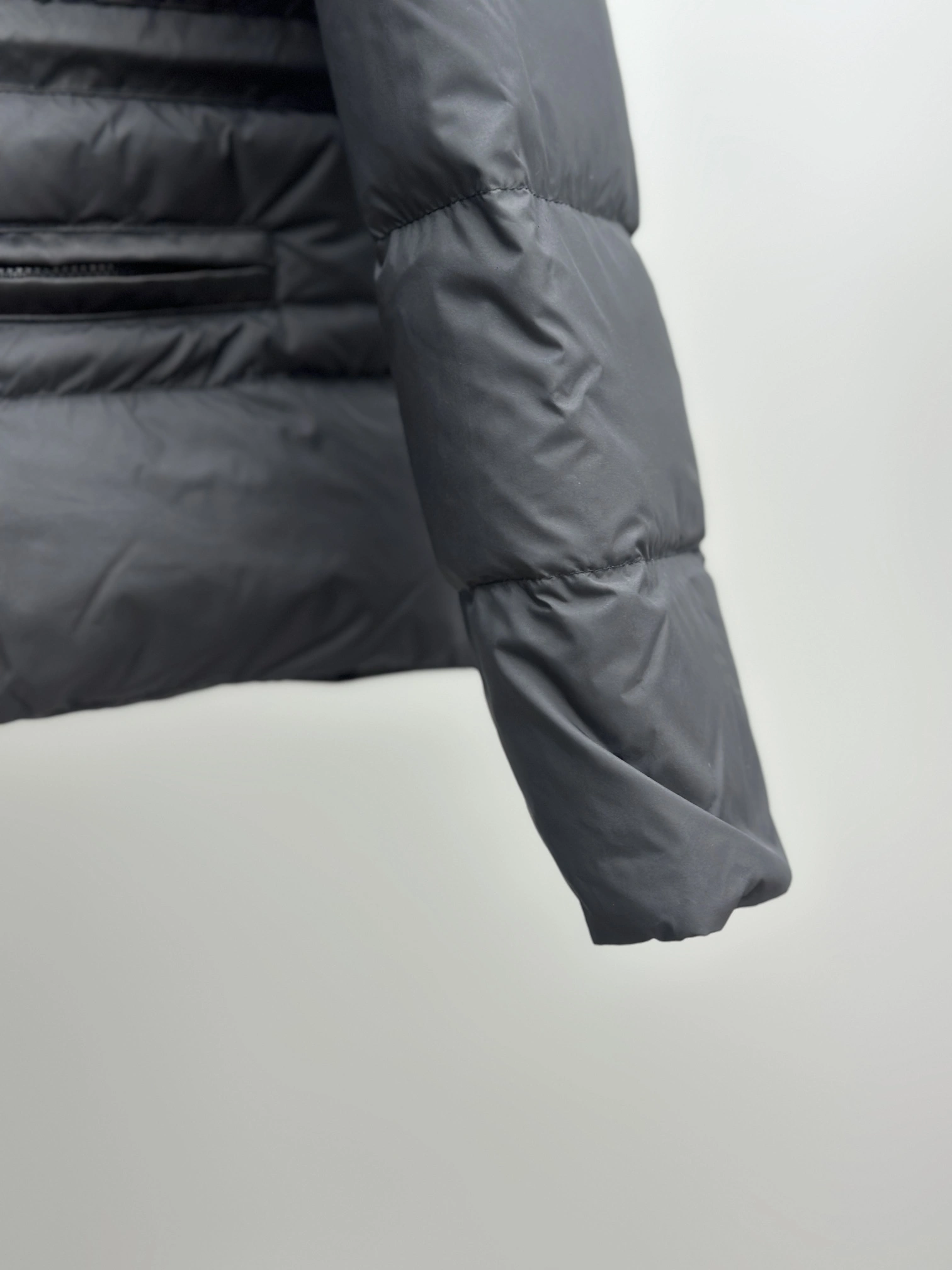 Trendsetting Moncler Down Jackets 146704