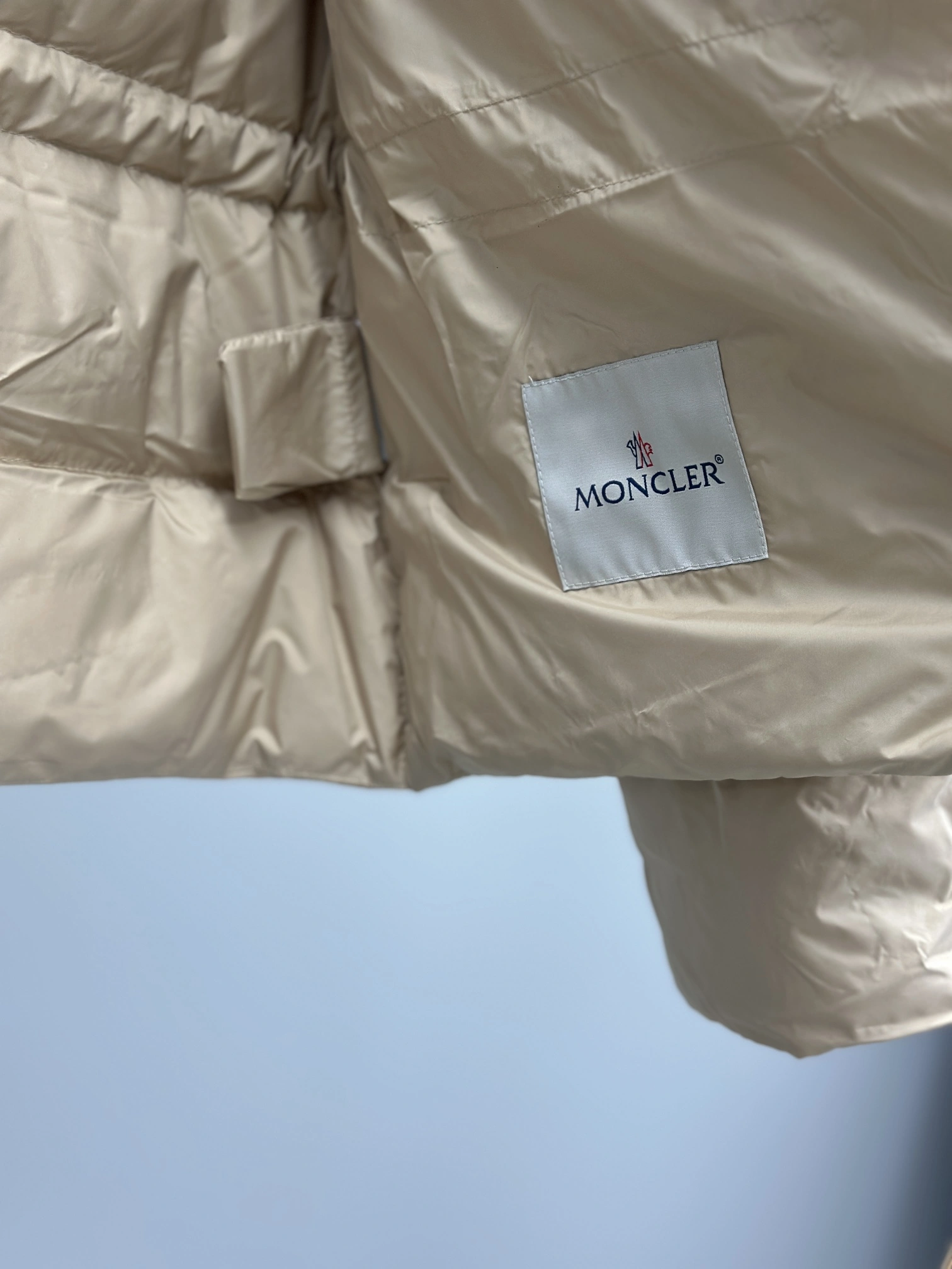Moncler Down Jackets Resilient 146706