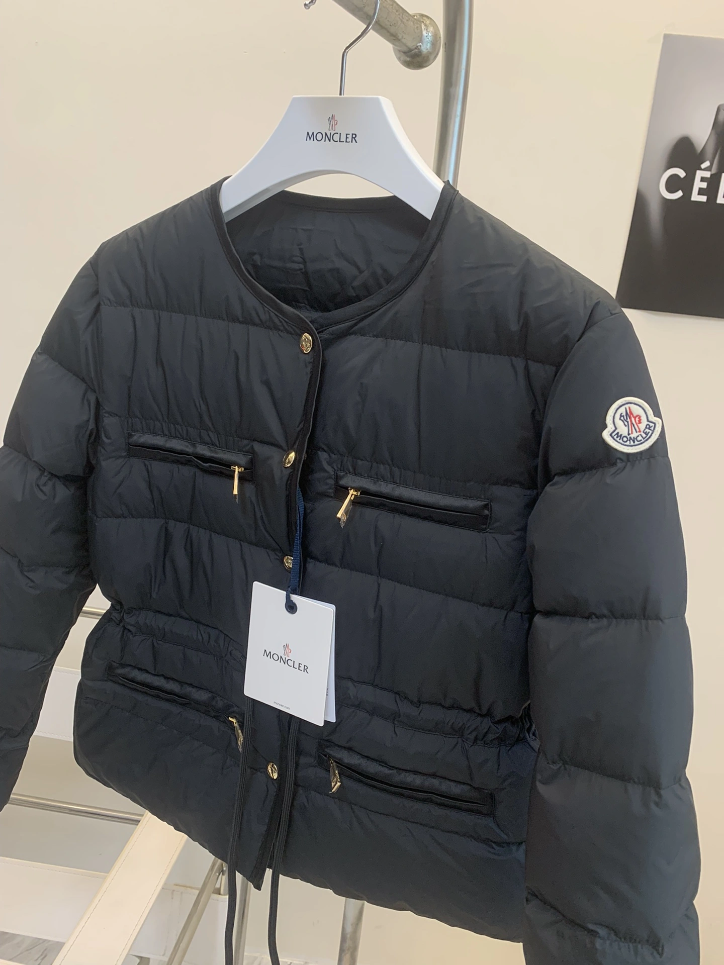 Fashionable Moncler Down Jackets 146691