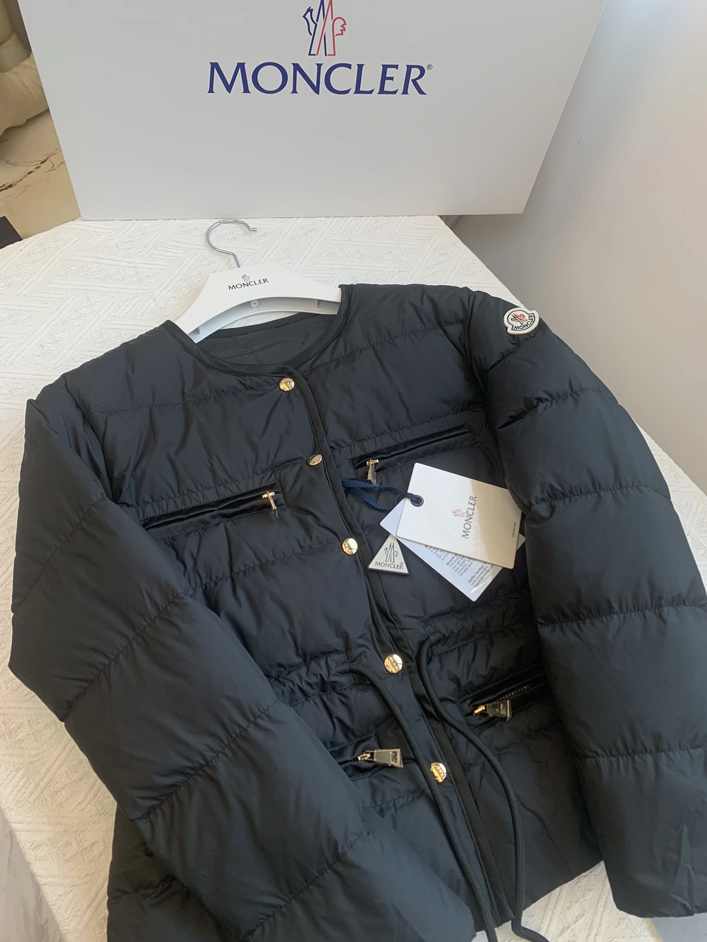Fashionable Moncler Down Jackets 146691