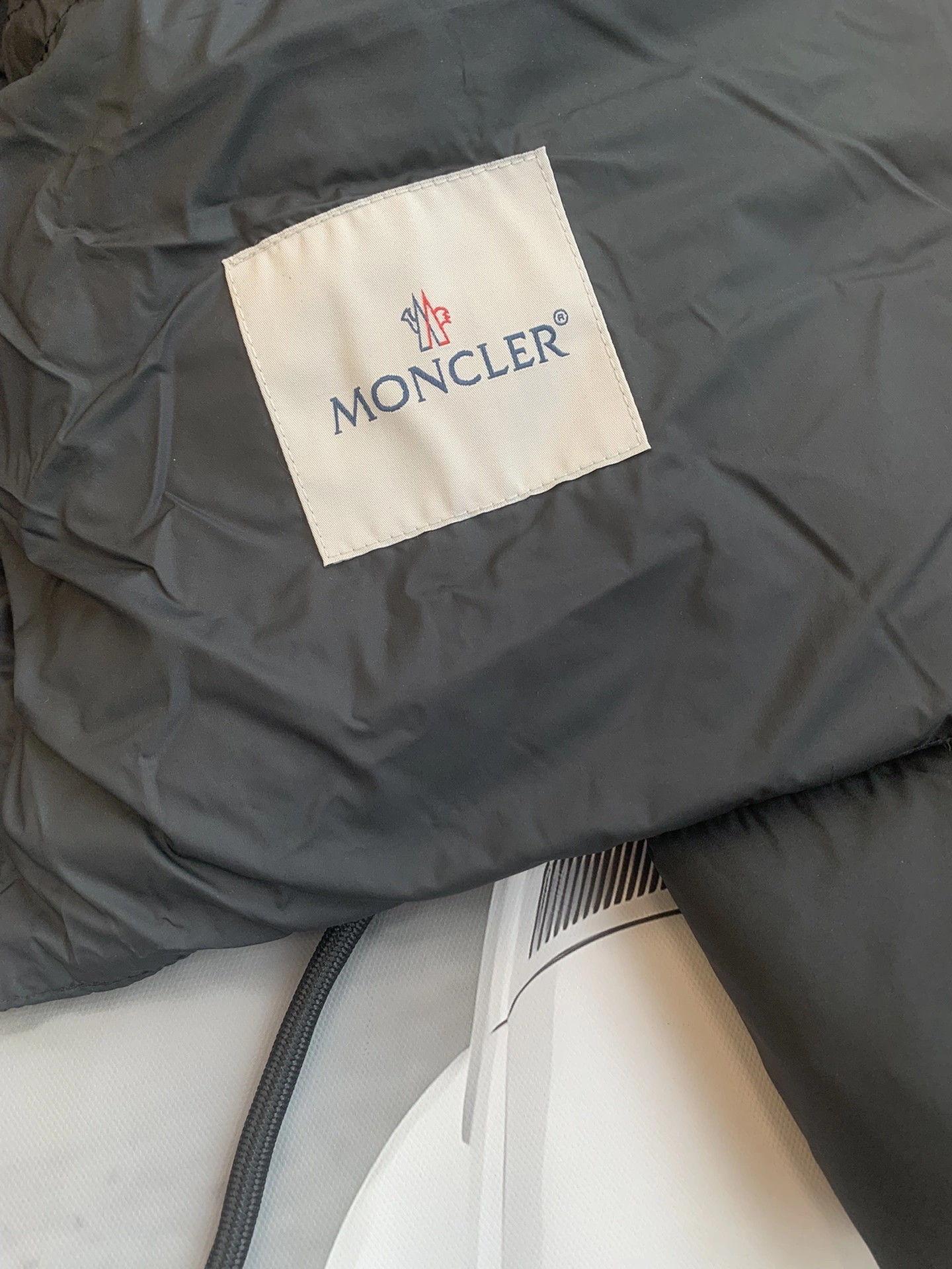 Fashionable Moncler Down Jackets 146691