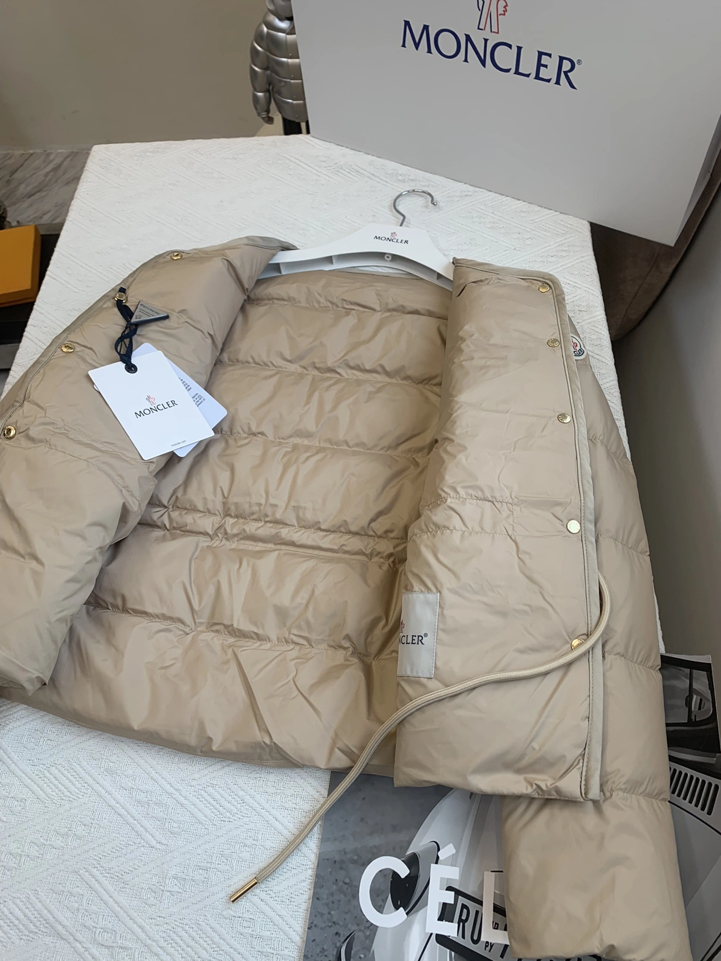 Efficient Moncler Down Jackets 146688