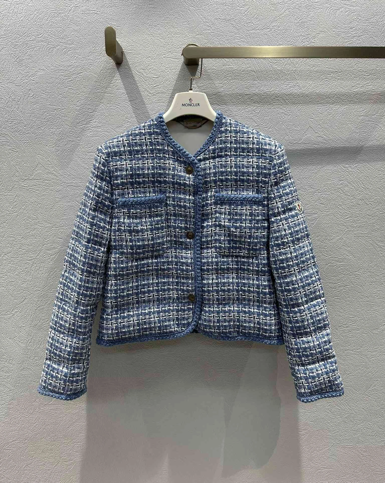 Moncler Down Jackets TimelessDesign 146667