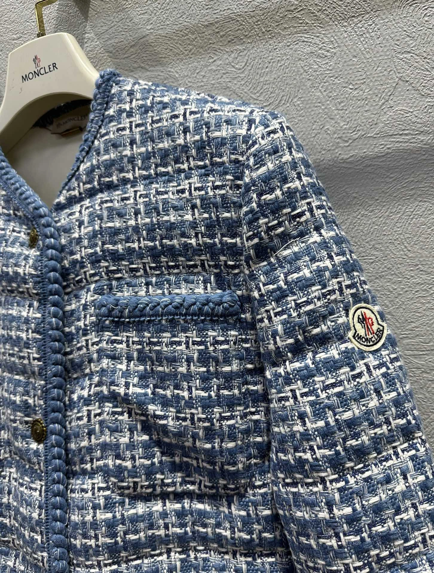 Moncler Down Jackets TimelessDesign 146667