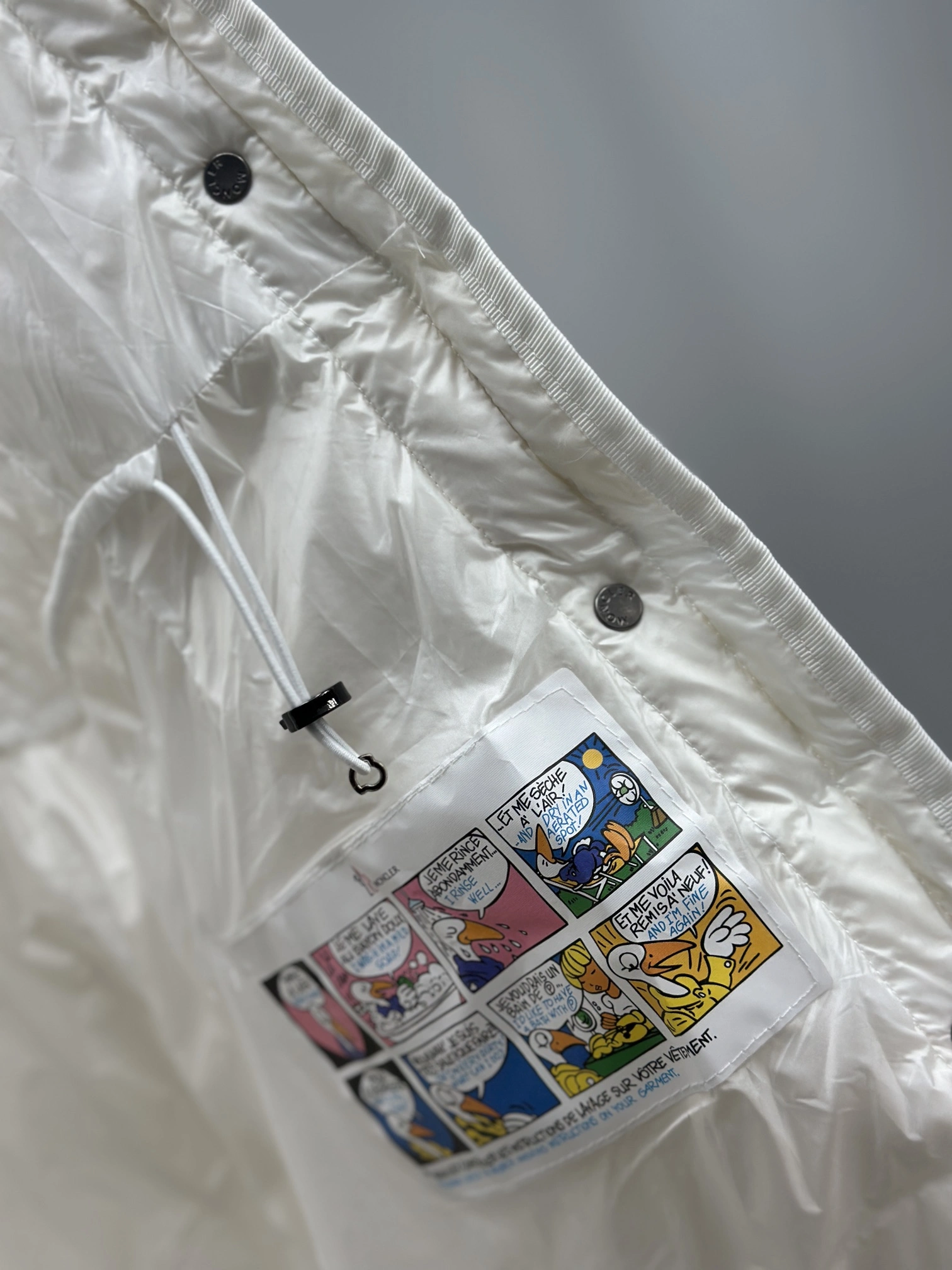 Moncler Down Jackets SunProtective 146665