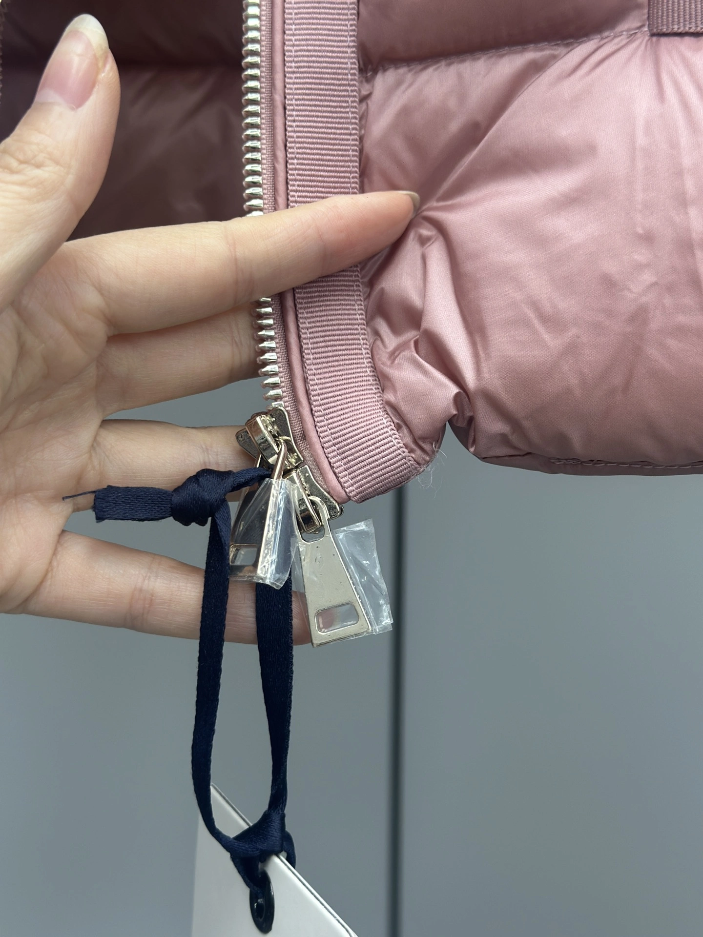 Bold Moncler Down Jackets 146669